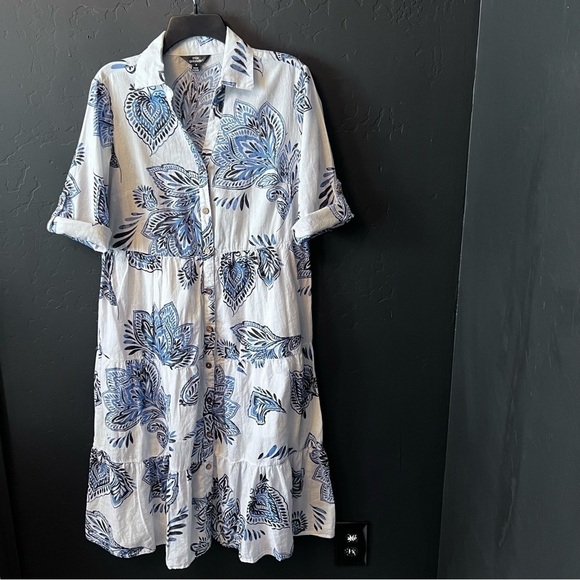 Dresses & Skirts - MLLE GABRIELLE • White & Blue print Dress Size S oversized dress No belt